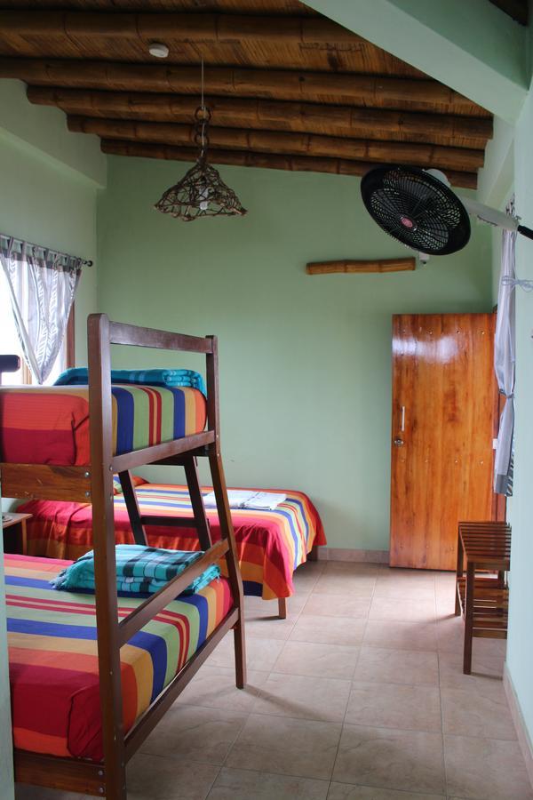 La Mariposa Hostal Olon Ngoại thất bức ảnh